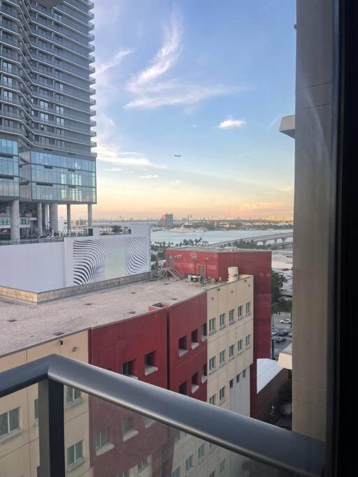 Apartament Vibrant Studio Downtown Miami Zewnętrze zdjęcie